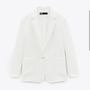 Zara Women’s Oversized White Blazer